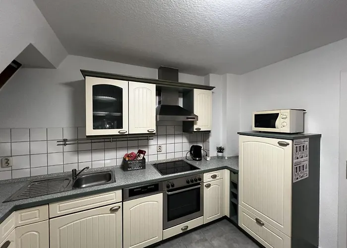 Appartement Monteursunterkunft Fuer 7 Personen *