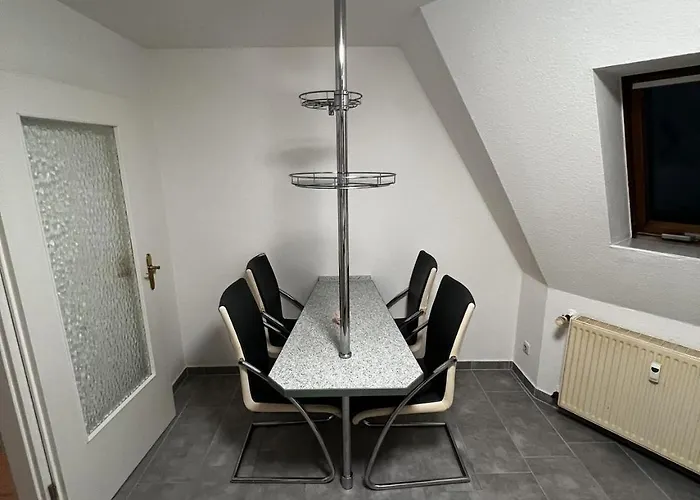 Monteursunterkunft Fuer 7 Personen Appartement